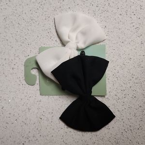 Maurices NWT Set of 2 Bow Hair Clips